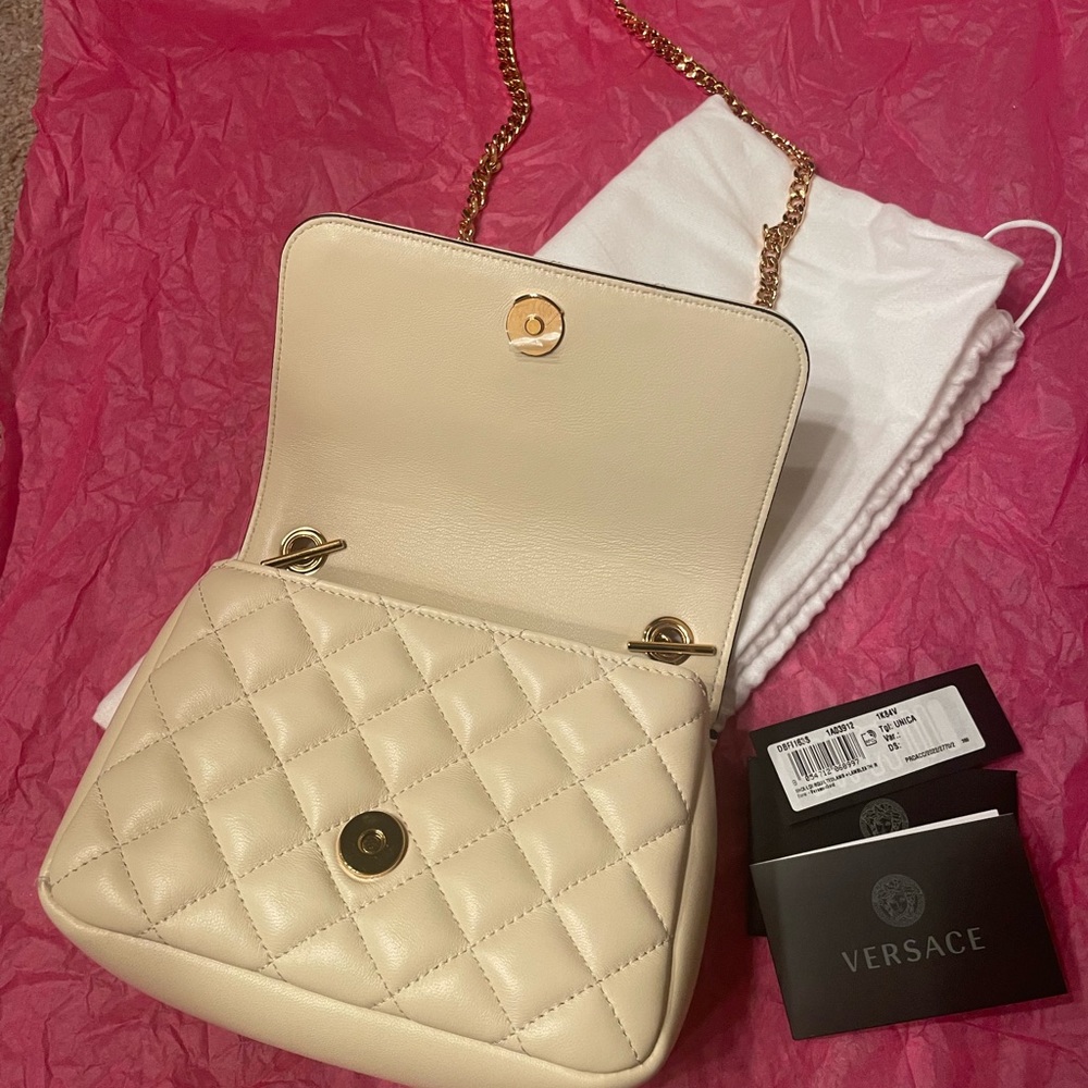 Versace La Medusa Quilted Nappa Leather Crossbody/Shoulder Chain Bag NWT - Picture 9 of 13